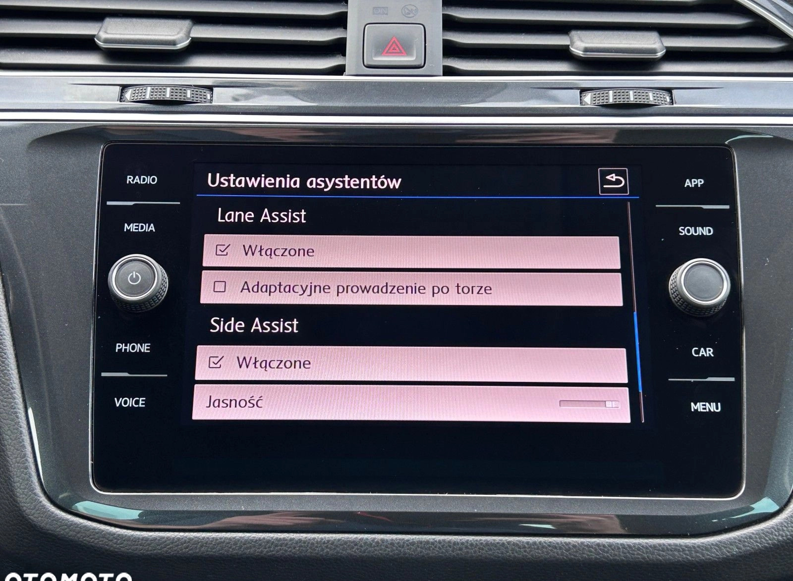 Volkswagen Tiguan cena 112900 przebieg: 71058, rok produkcji 2020 z Krzeszowice małe 781
